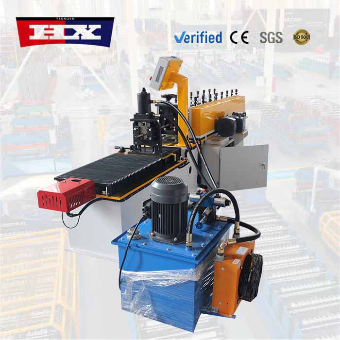 Angle iron roll forming machine