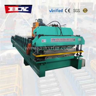 Maquina para fabricar tejas y trapezoidal TR4