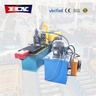 Angle steel roll forming machine
